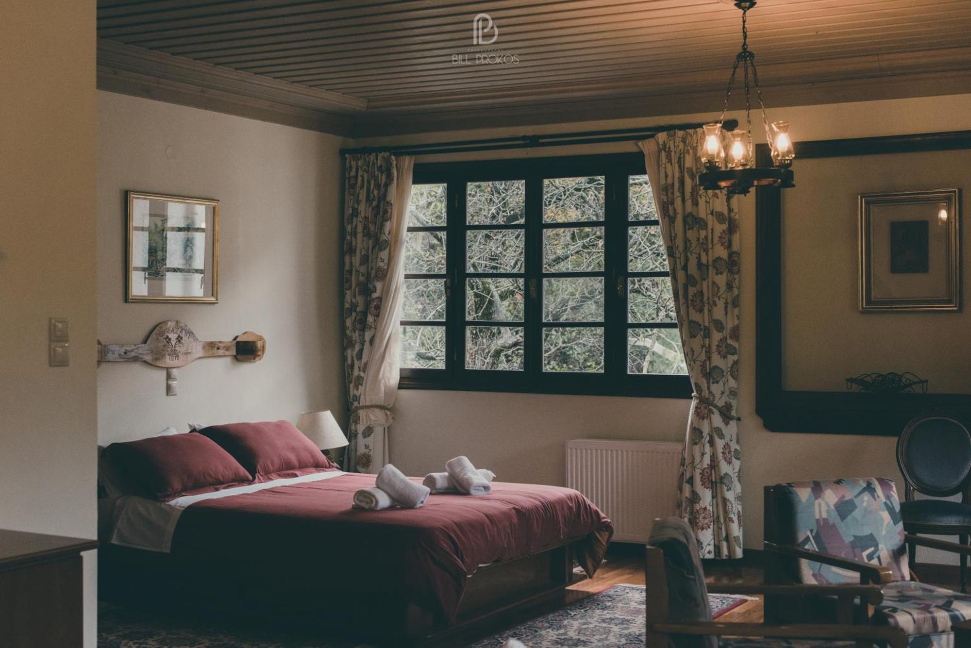 Bourazani Wild Life Resort Konitsa Bilik gambar