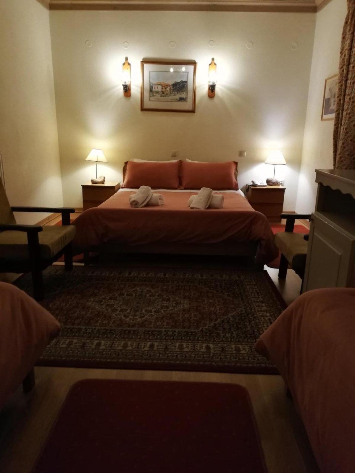 Bourazani Wild Life Resort Konitsa Bilik gambar