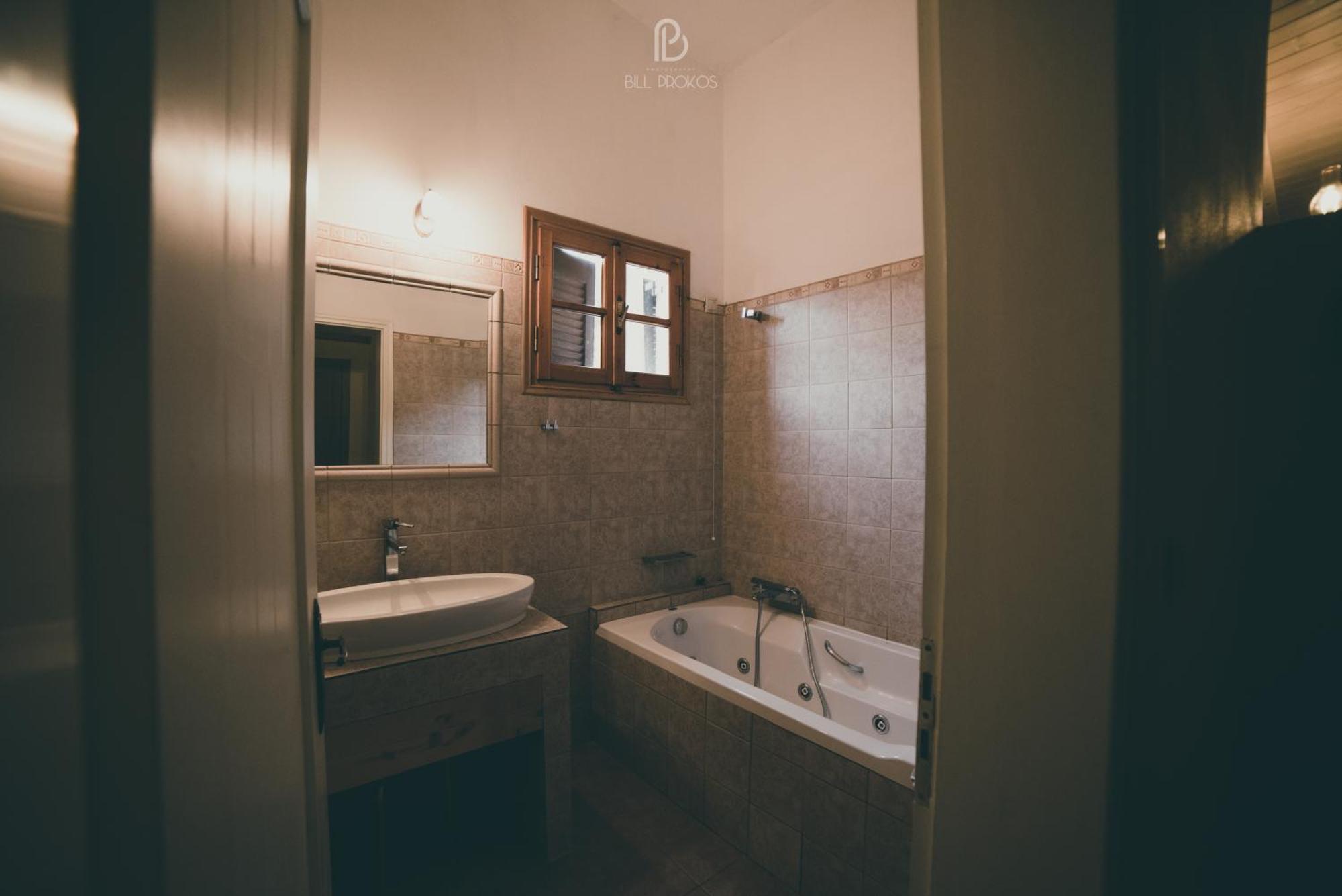 Bourazani Wild Life Resort Konitsa Bilik gambar